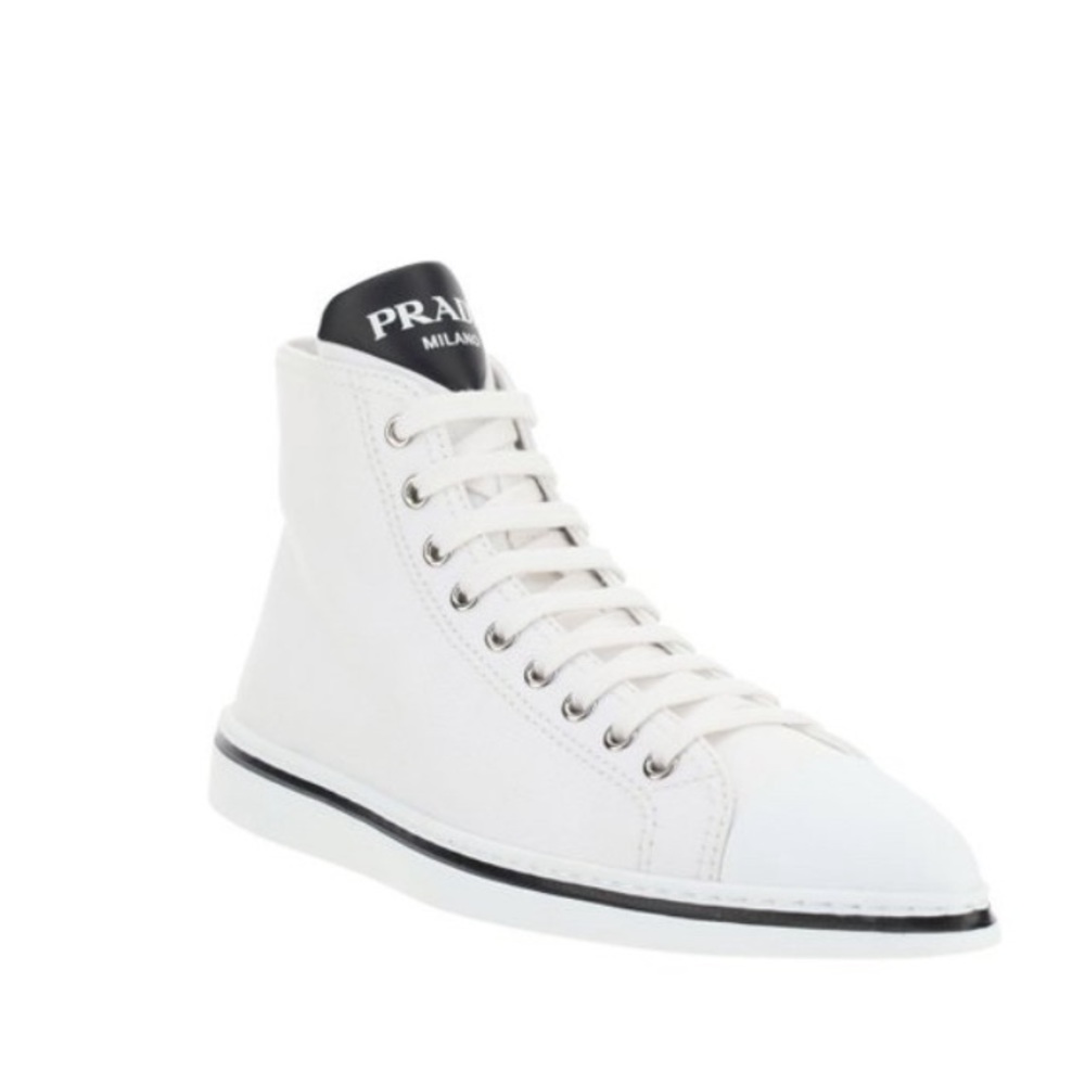Luxury Prada Pointed Toe Sneakers